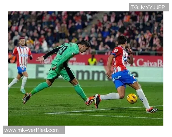 德甲精彩对决马竞凭借帽子戏法逆转尤文图斯赢得胜利